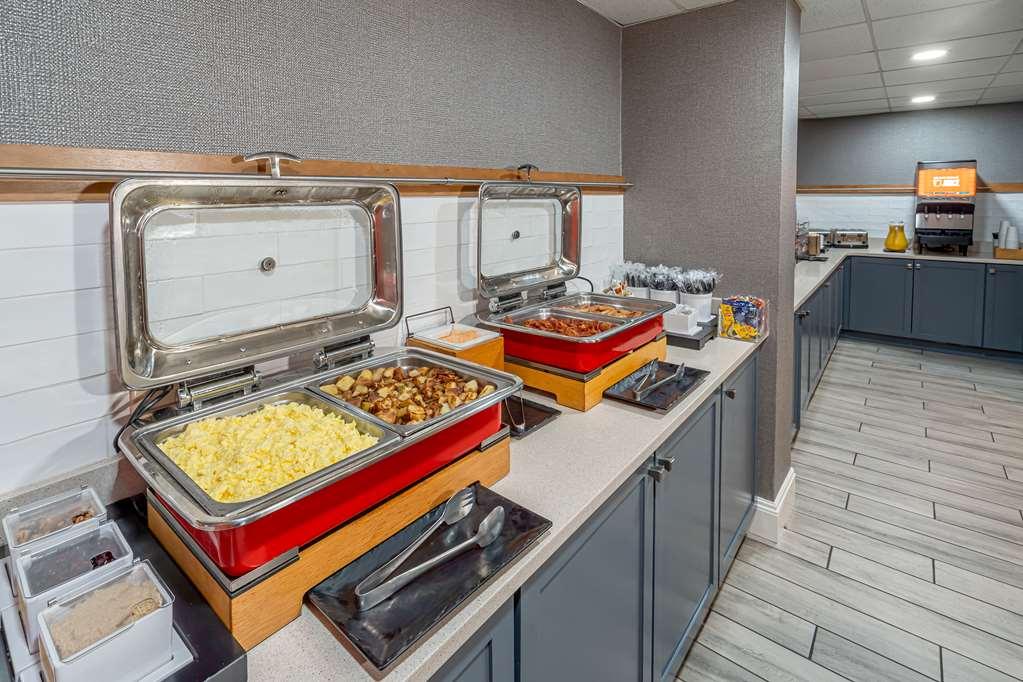 Hampton Inn & Suites Nashville-Vanderbilt-Elliston Place Restaurant bilde