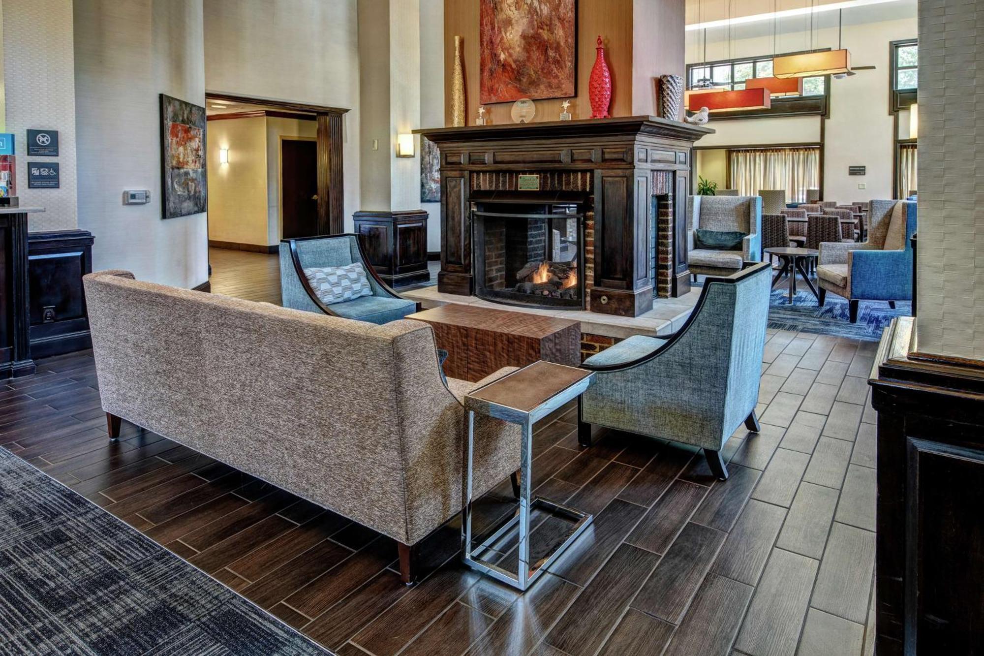 Hampton Inn & Suites Nashville-Vanderbilt-Elliston Place Eksteriør bilde